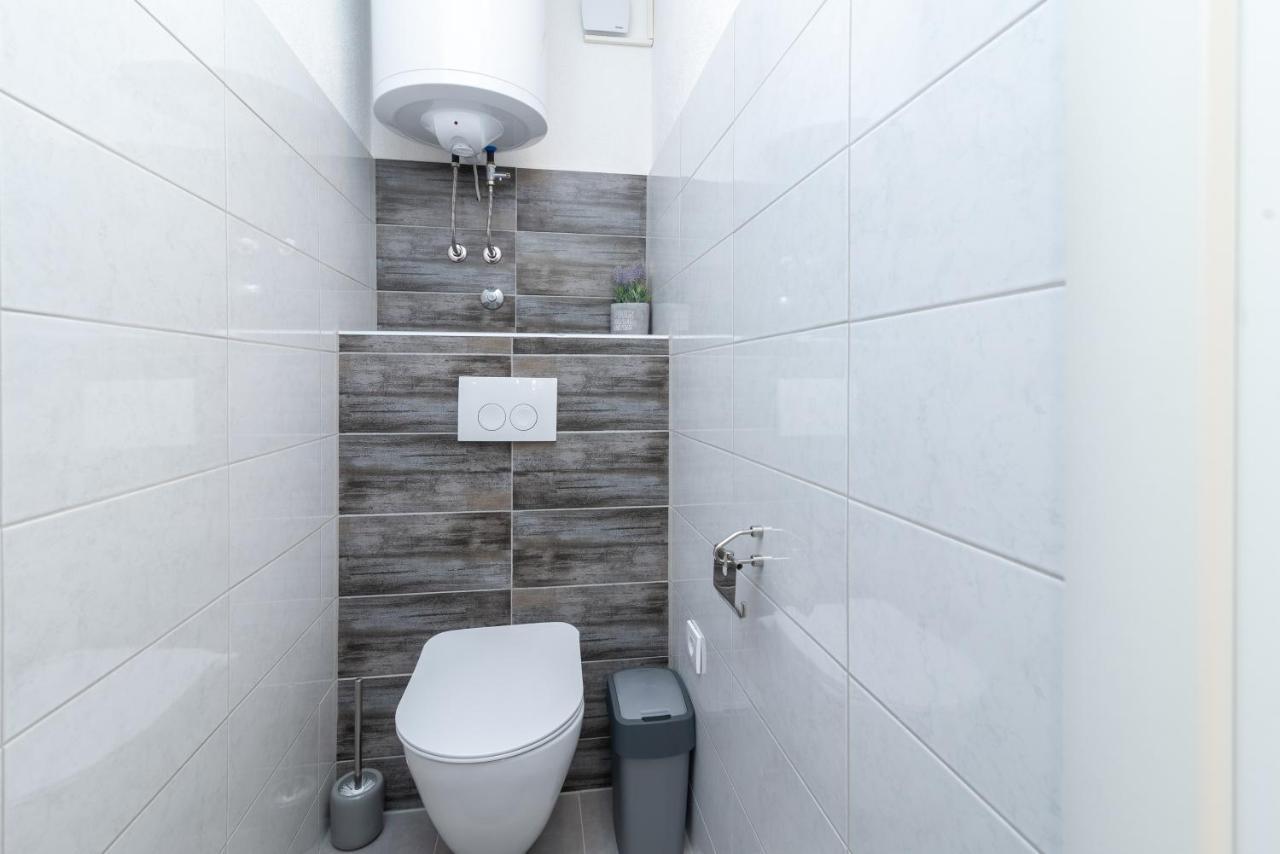 Apartment Gagula With Jacuzzi Trogir Luaran gambar